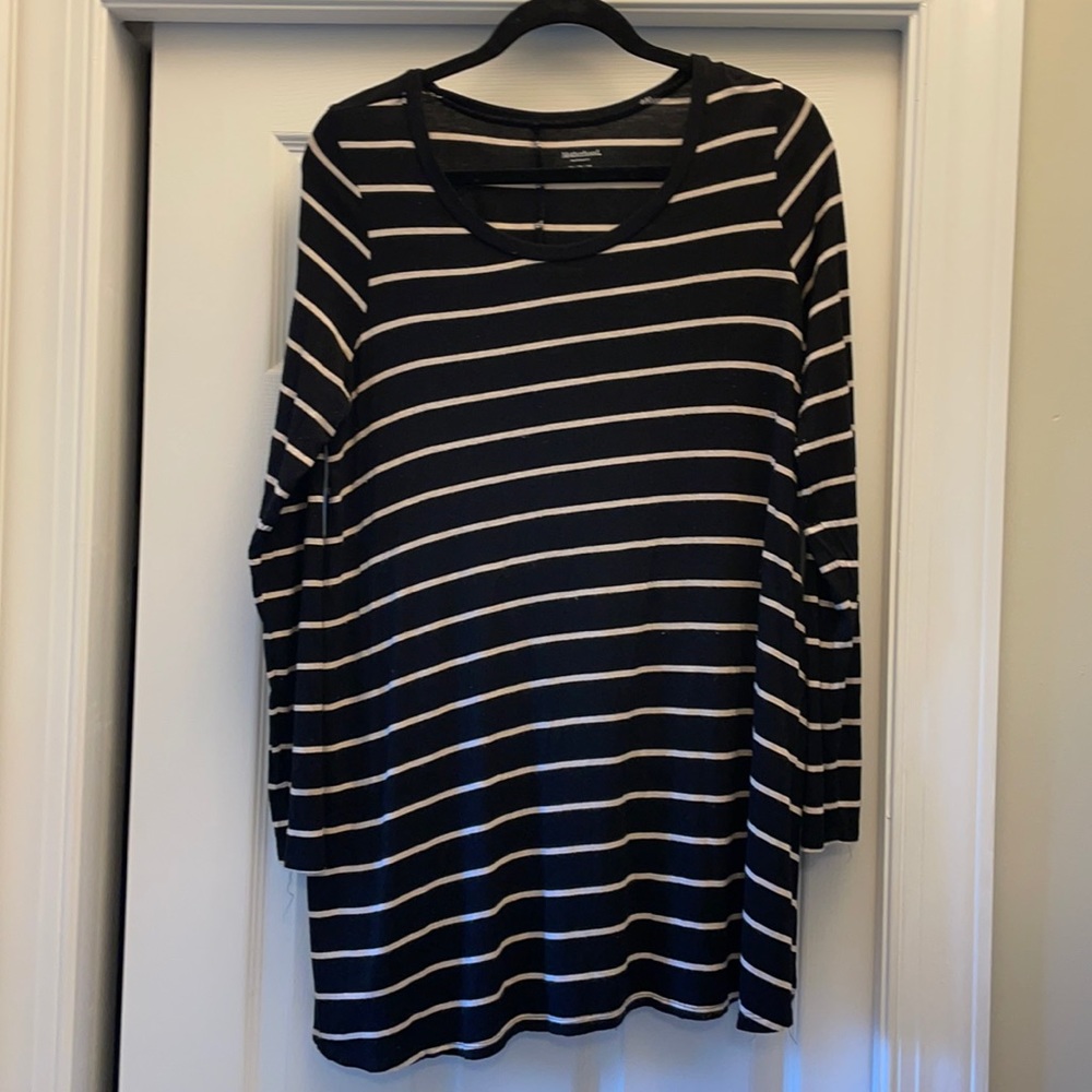 Motherhood maternity tunic top